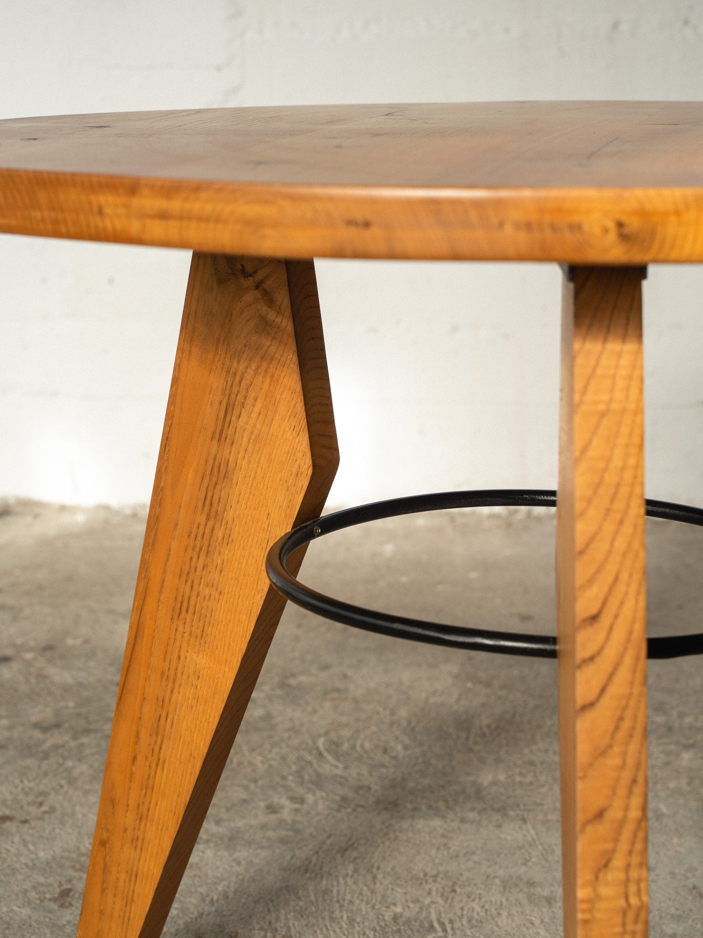 Jean table