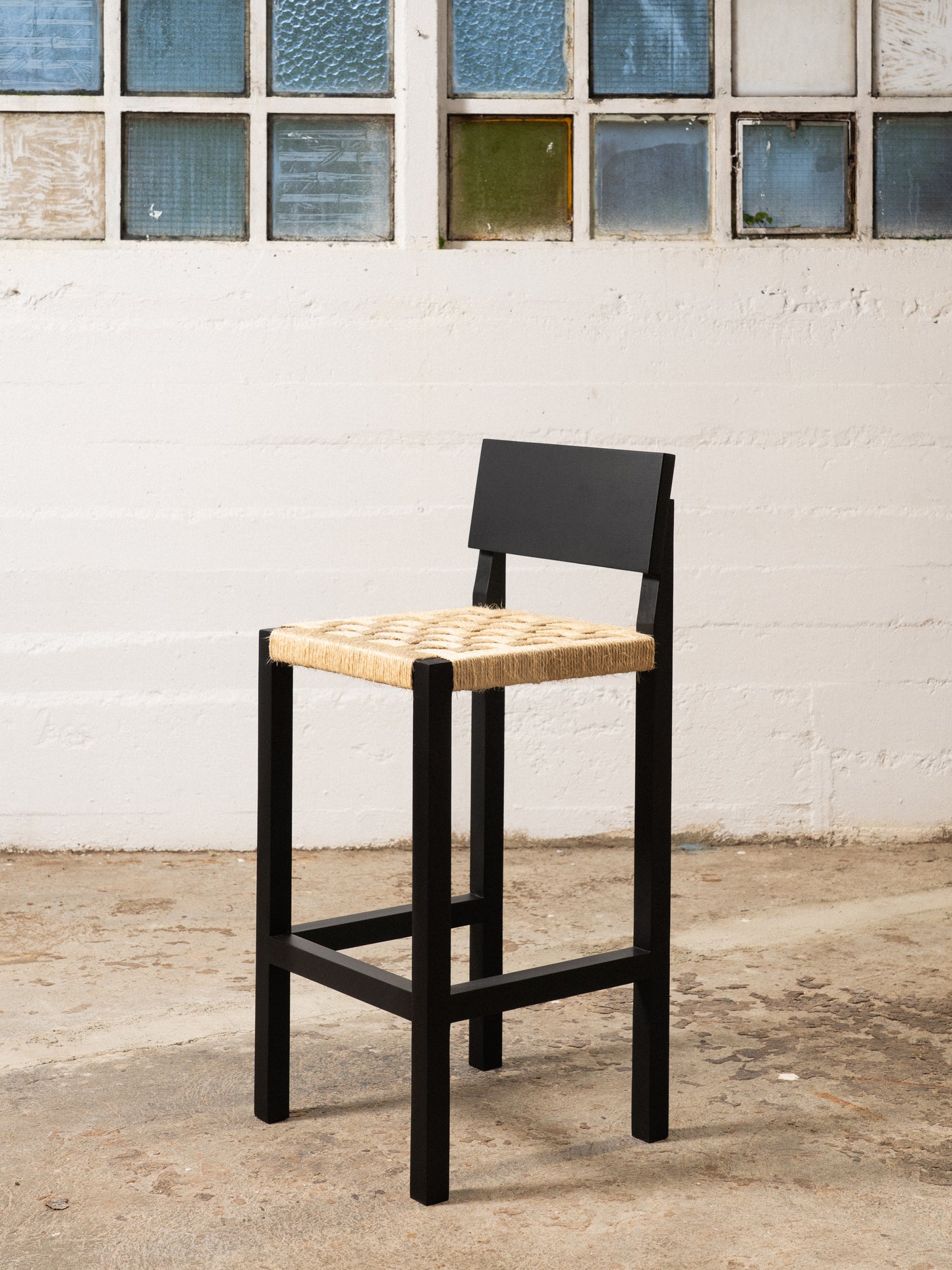 Bar stool