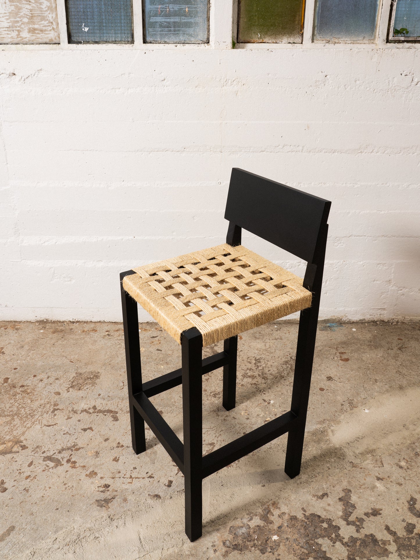 Bar stool